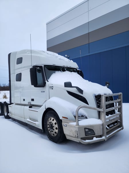 2020 VOLVO VNL64T760