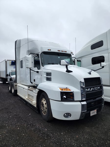 2020 MACK Anthem