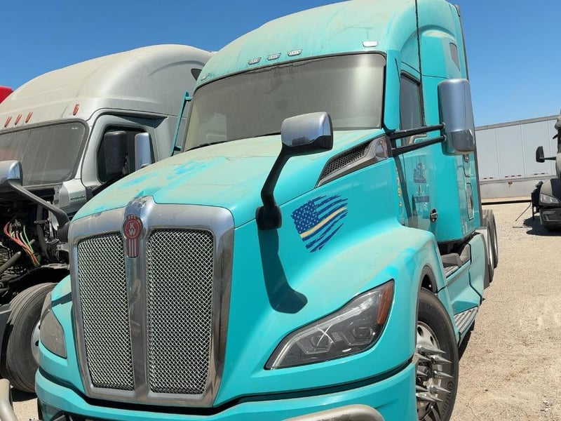 2023 KENWORTH T680
