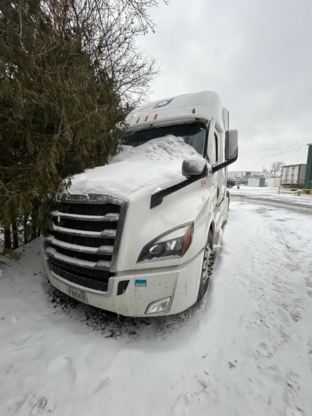2021 FREIGHTLINER CASCADIA