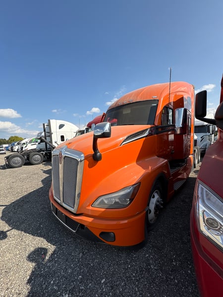 2024 KENWORTH T680