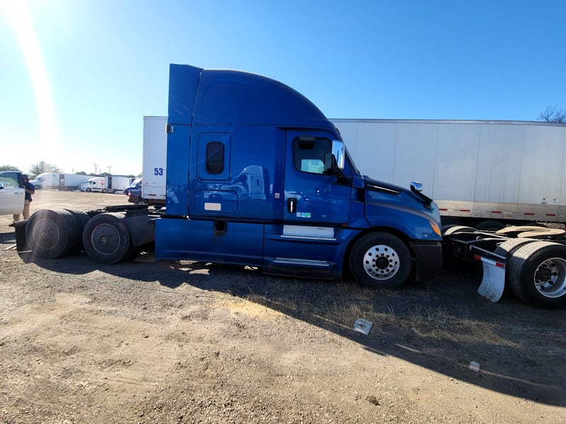 2019 FREIGHTLINER CASCADIA